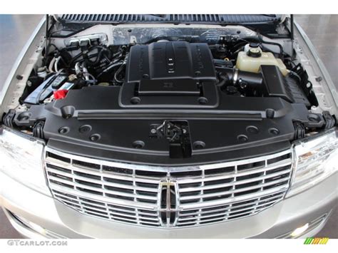 2008 Lincoln Navigator engine