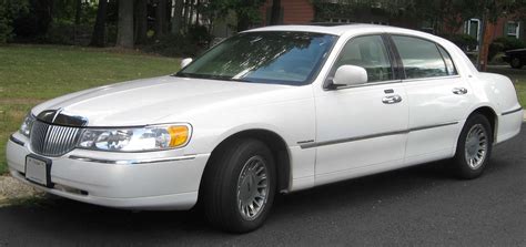 2008 Lincoln Town car