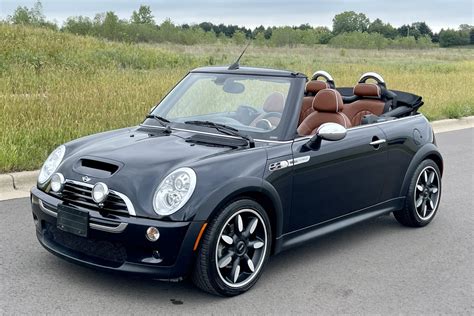 2008 Mini Cooper convertible photo