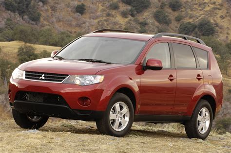 2008 Mitsubishi Outlander photo