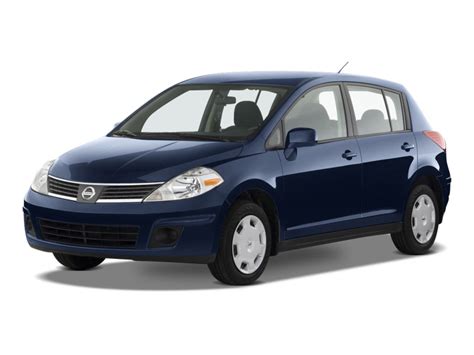 2008 Nissan Versa photo