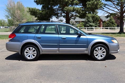 2008 Subaru Outback sport photo