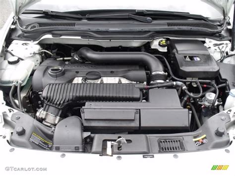 2008 Volvo S40 engine