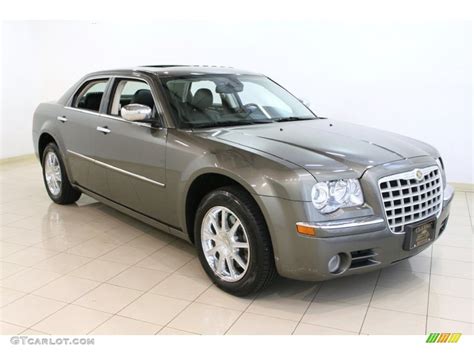 2009 Chrysler 300 awd photo