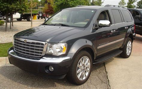 2009 Chrysler Aspen 4x4 photo