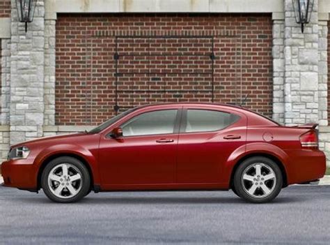 2009 Dodge Avenger photo