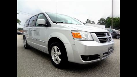 2009 Dodge Grand caravan photo