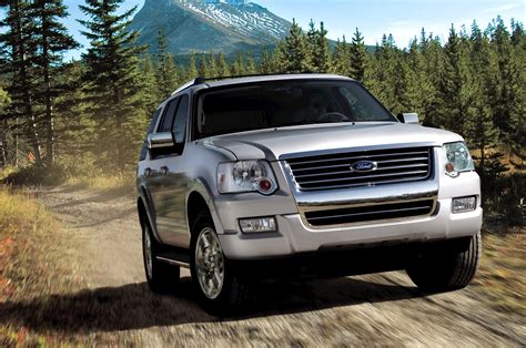 2009 Ford Explorer photo