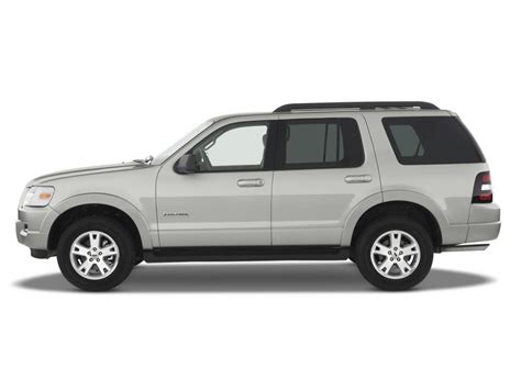 2009 Ford Explorer photo