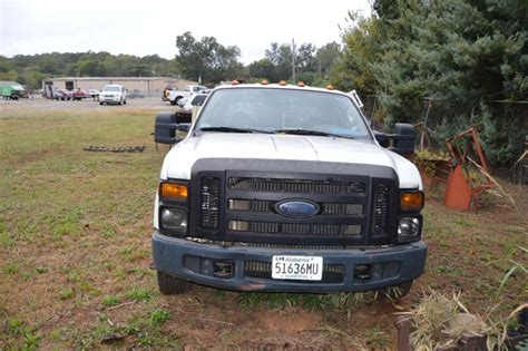 2009 Ford F-350 sd engine