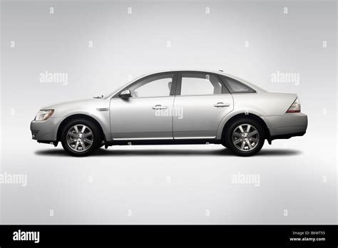 2009 Ford Taurus photo