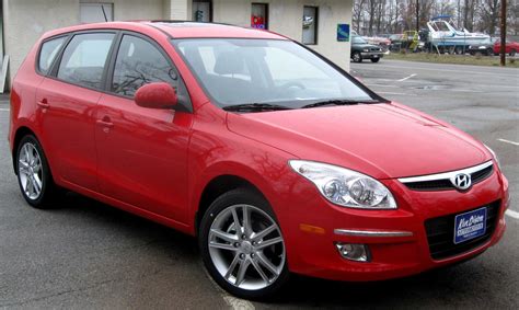 2009 Hyundai Elantra touring photo