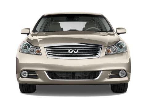 2009 Infiniti M35 photo