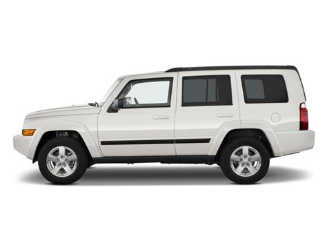 2009 Jeep Commander photo