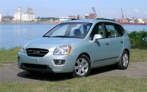 2009 Kia Rondo