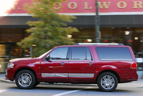 2009 Lincoln Navigator photo