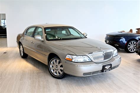 2009 Lincoln Town car engine