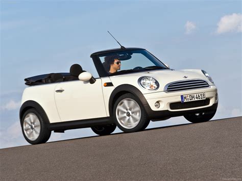 2009 Mini Cooper convertible photo