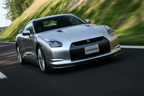 2009 Nissan Gt-r photo