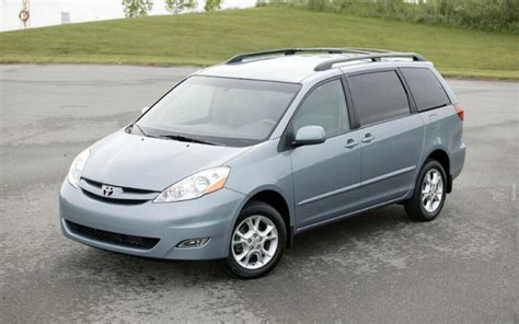 2009 Toyota Sienna photo