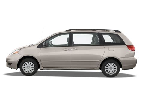 2009 Toyota Sienna photo