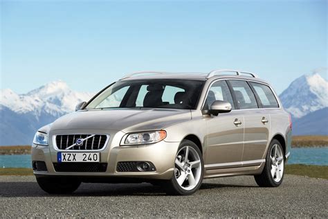 2009 Volvo V70 photo