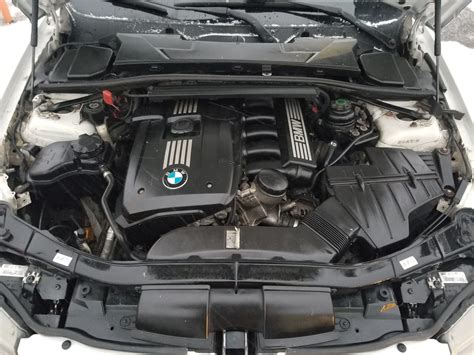 2010 Bmw 323i engine