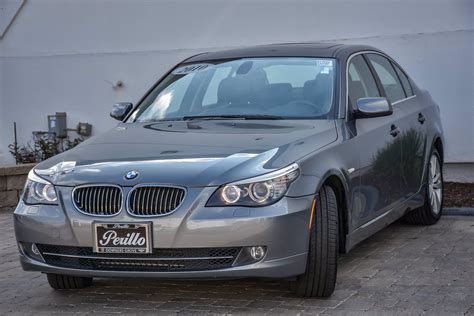 2010 Bmw 528i photo