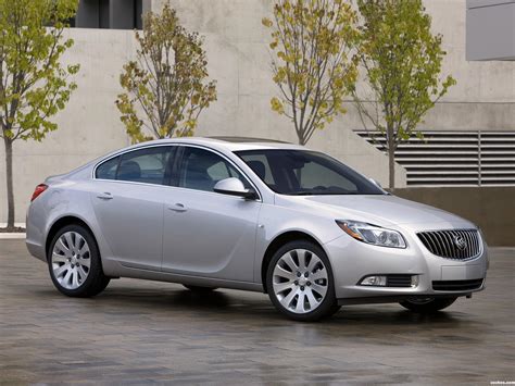 2010 Buick Regal photo