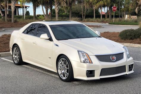 2010 Cadillac Cts-v photo
