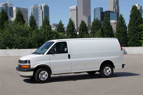 2010 Chevrolet Express 1500 engine