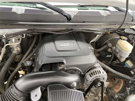 2010 Chevrolet Silverado engine