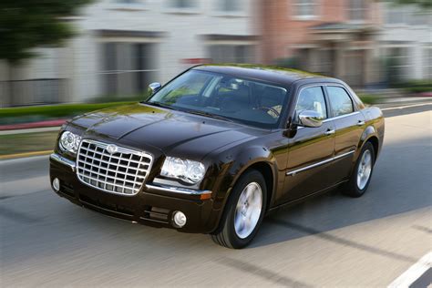 2010 Chrysler 300c photo