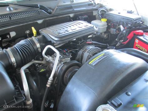 2010 Dodge Dakota engine