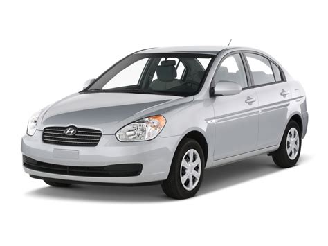 2010 Hyundai Accent photo