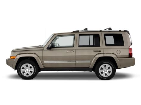 2010 Jeep Commander photo