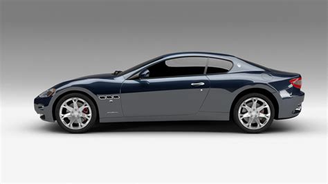 2010 Maserati Granturismo photo