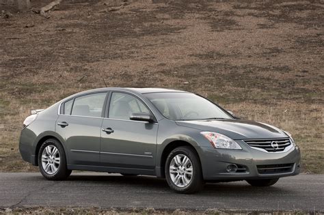 2010 Nissan Altima hybrid photo