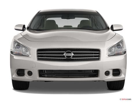 2010 Nissan Maxima photo