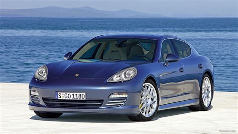 2010 Porsche Panamera 4s photo