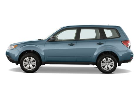 2010 Subaru Forester photo