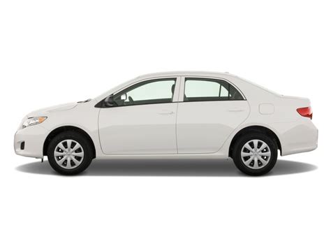 2010 Toyota Corolla photo