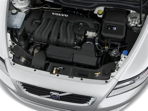 2010 Volvo S40 engine