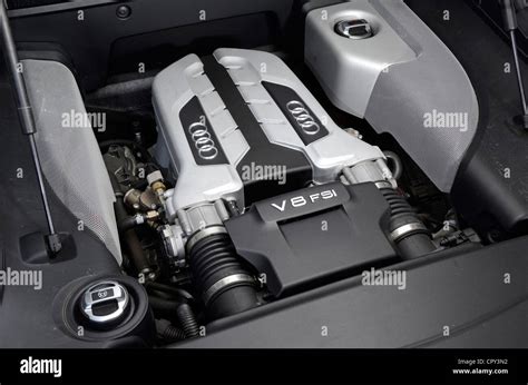 2011 Audi R8 engine