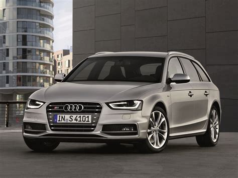 2011 Audi S4 photo