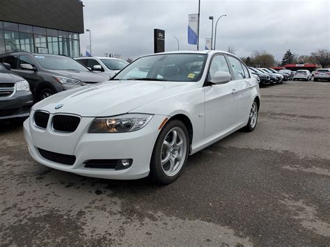 2011 Bmw 323i photo