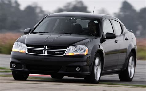 2011 Dodge Avenger photo