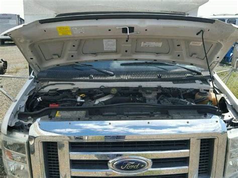 2011 Ford E-450 engine