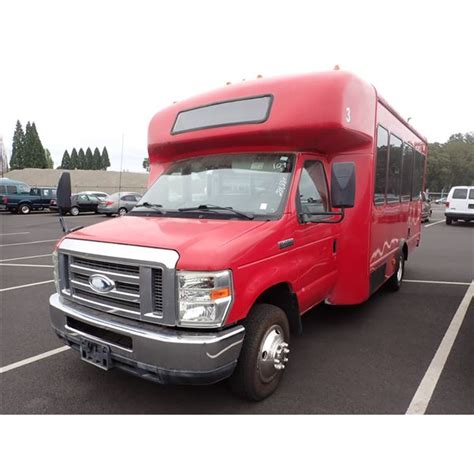 2011 Ford E-450