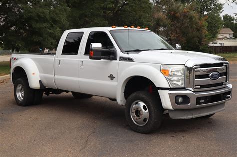 2011 Ford F-450 engine